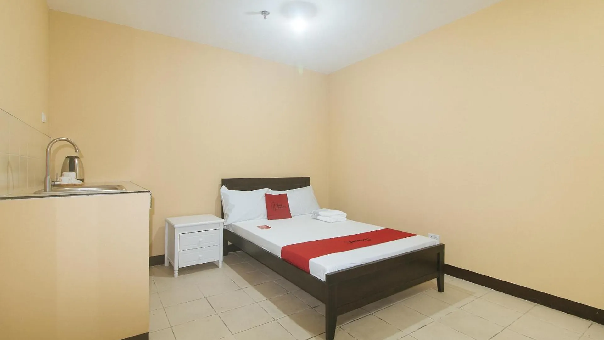 Ξενοδοχείο Reddoorz At Mubg Apartments Near Baclaran Church Μανίλα Φιλιππίνες