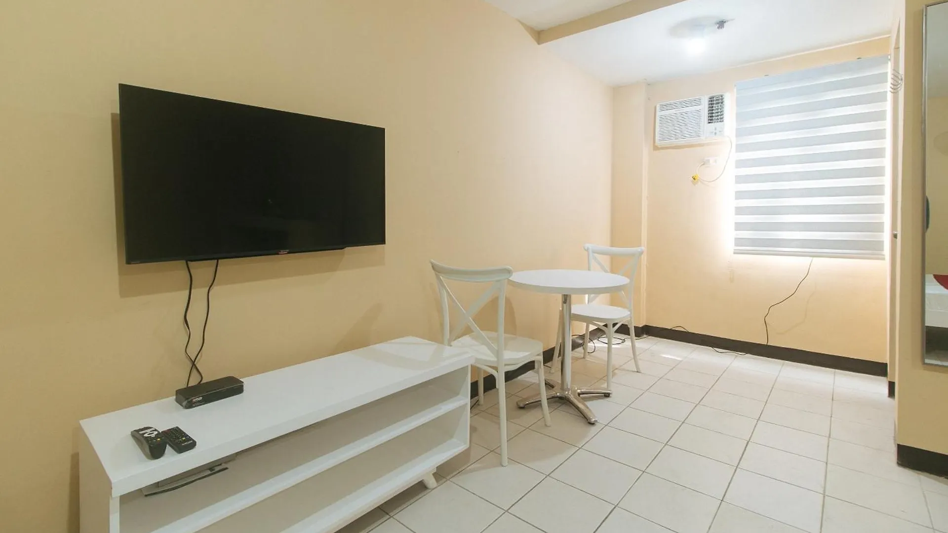 Hotel Reddoorz At Mubg Apartments Near Baclaran Church Manila